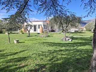  Villa � vendre 4 pi�ces 150 m�