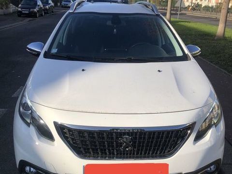 Peugeot 2008 PureTech 82ch BVM5 Style