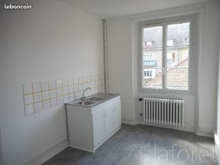  Appartement � louer 5 pi�ces 80 m�