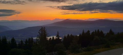   A 1500 m d'altitude, 2 appartements avec vue exceptionnelle Appartement - 5 pi�ce(s) - 115 m�