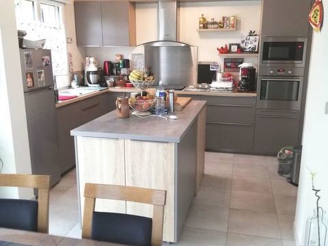   Maison individuelle 6 chambres 10mn mer 2h15 Paris Maison - 8 pi�ce(s) - 156 m�