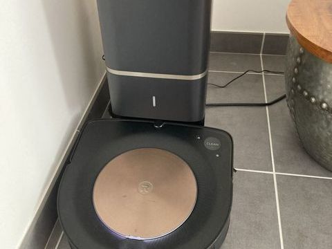 Aspirateur robot 300 Saint-Molf (44)