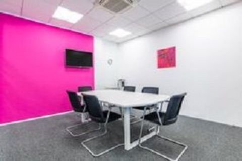 Travaillez &agrave; Cergy Stop & Work ou dans tout autre endroit gr&acirc;ce &agrave; notre r&eacute;seau mondial 189 95000 Boisemont