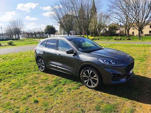 Ford Kuga 2.5 Duratec 225 ch PHEV e-CVT ST-Line X 2021 occasion Les Essarts 85140