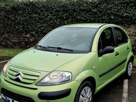 Citro&euml;n C3 1.4i 16v Pack Clim 2004 occasion Angers 49000