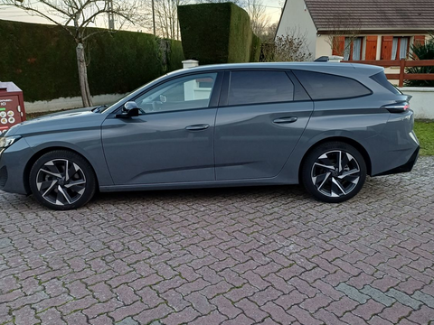 Peugeot 308 SW BlueHDi 130ch S&S EAT8 Allure 2024 occasion Saint-Leu-d'Esserent 60340