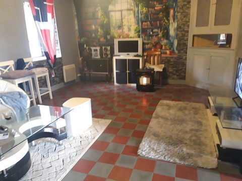   Petite longere plain pied  79 m2 2 chambres  habitable  Maison - 4 pi�ce(s) - 78 m�