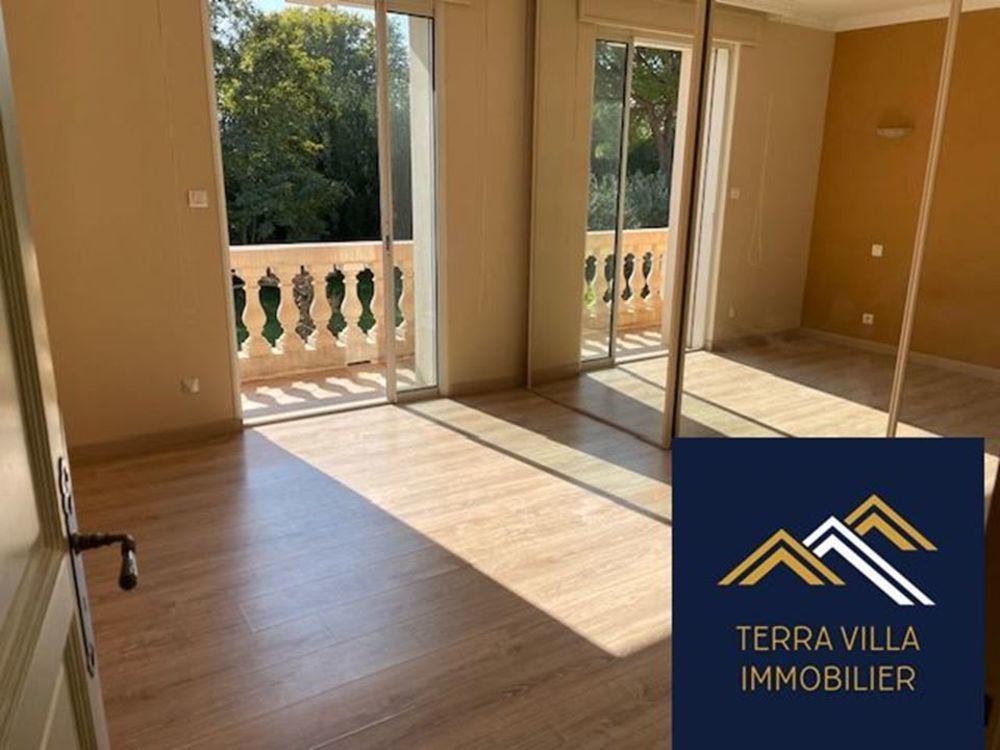 � vendre  Maison L'Isle-sur-la-Sorgue (84800)