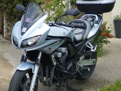 Moto YAMAHA 2003 occasion Villeneuve-sur-Yonne 89500