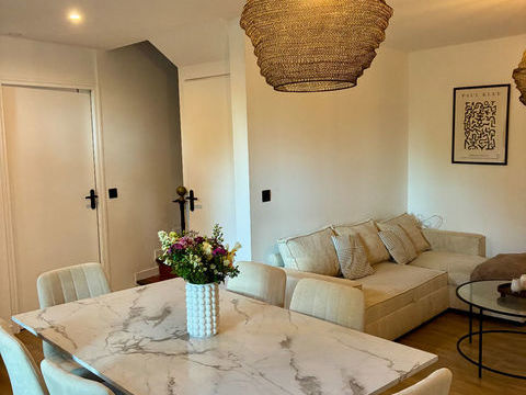   Maison avec exterieur Maison - 3 pice(s) - 75 m