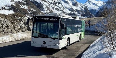 Rétrofit bus : l'électrification s'attaque désormais aux autocars