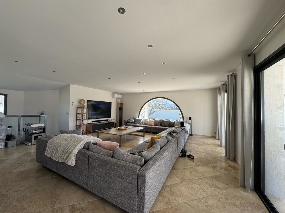 � vendre  Maison Pierrefeu-du-Var (83390)