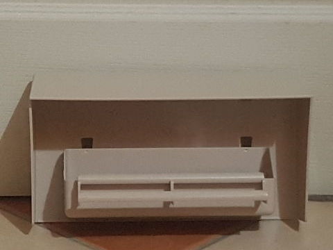 Mangeoires anti salissures pour oiseaux 15 45230 La bussi�re