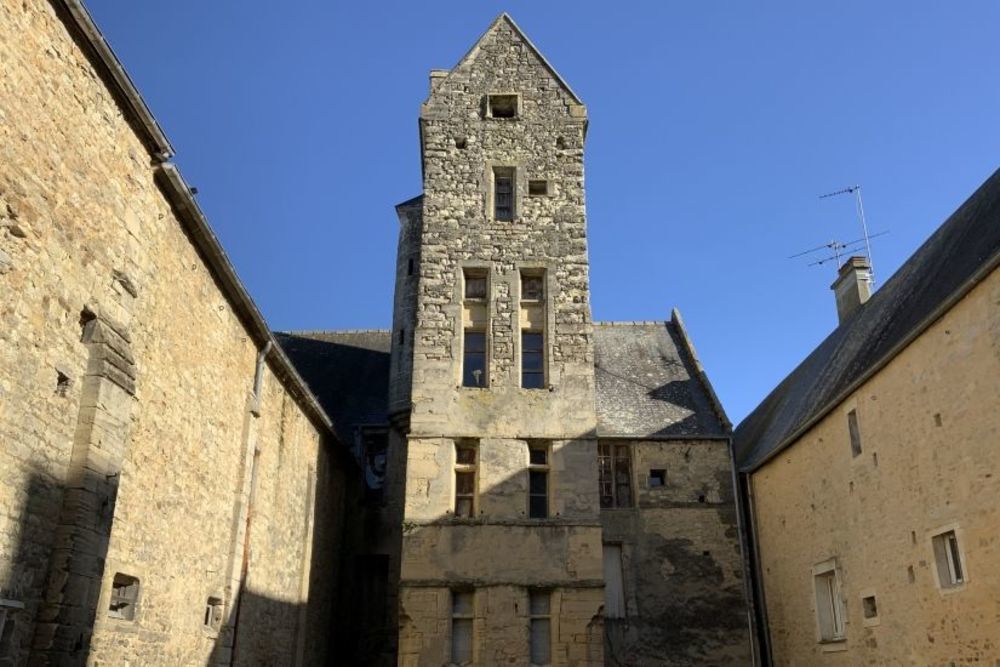   Bayeux (14400)