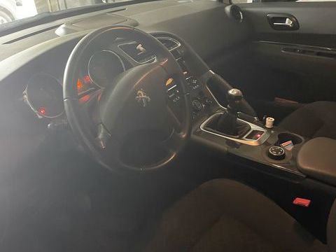 Peugeot 3008 1.6 HDi 115ch FAP BVM6 Business Pack