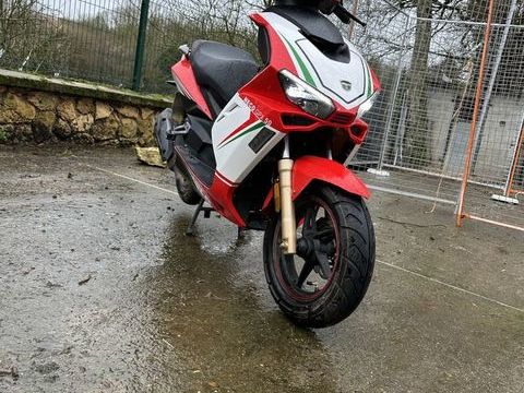 Scooter DIVERS 2024 occasion Villers-Carbonnel 80200