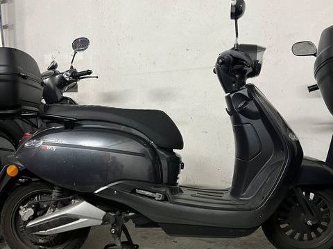 Scooter ZEWAY 2023 occasion Paris 75010