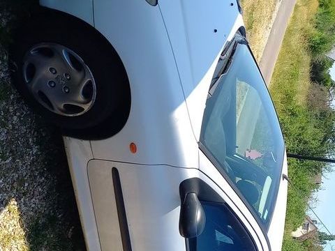Peugeot 206 1.9 D XR 1999 occasion B&eacute;rengeville-la-Campagne 27110