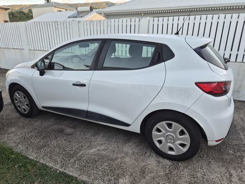 Renault Clio IV Clio dCi 75 E6C Limited 2019 occasion Sainte-Clotilde 97490