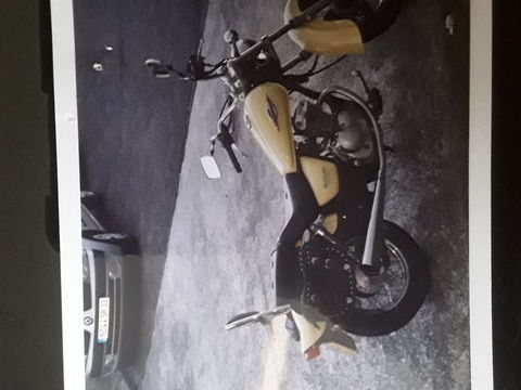 Moto SUZUKI 1999 occasion B&egrave;gles 33130