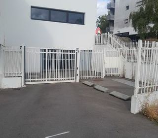  Parking / Garage � louer 8 m�