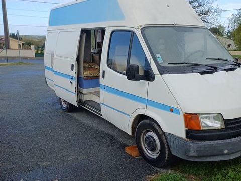 FORD Camping car 1990 occasion Saint-Savin 33920