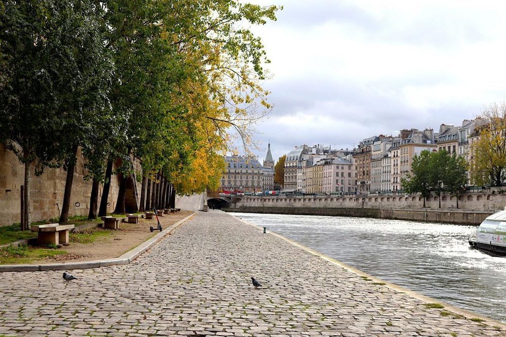   Clichy (92110)