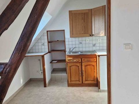   T2, 28 M2, proche Compi�gne  Appartement - 2 pi�ce(s) - 28 m�