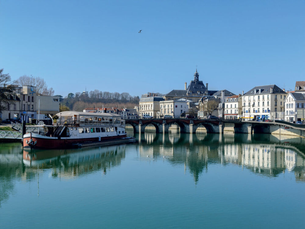   Meaux (77100)