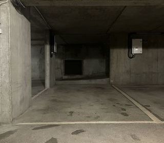  Parking / Garage � louer 12 m�