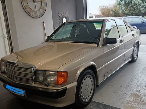 Mercedes 190 E 2.5 16V A 1988 occasion Mehun-sur-Y&egrave;vre 18500