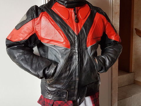 Pi&egrave;ces et &eacute;quipements Moto - Scooter - Quad Pi&egrave;ces et &eacute;quipements Moto - Scooter - Quad  occasion Moyenmoutier 88420