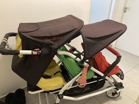 Poussette triple 550 Rosny-sous-Bois (93)