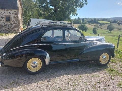 PEUGEOT Voiture 1951 occasion Ch&acirc;teaugay 63119