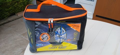 Pi&egrave;ces et &eacute;quipements Voiture Pi&egrave;ces et &eacute;quipements Voiture  occasion Trouy 18570