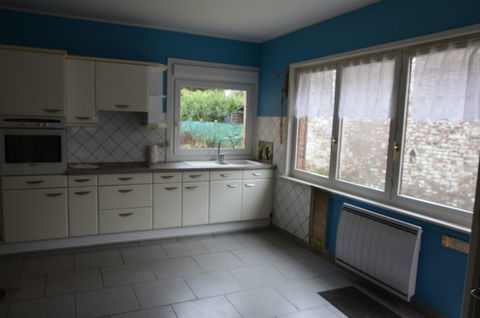   PROPRIETE 2 MAISONS + MAGNIFIQUE JARDIN Maison - 9 pi�ce(s) - 210 m�