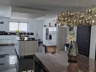  Villa � vendre 8 pi�ces 290 m�