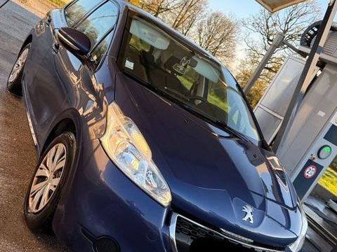 Peugeot 208 1.4 HDi 68ch BVM5 Active 2013 occasion Saint-Germain-le-Guillaume 53240