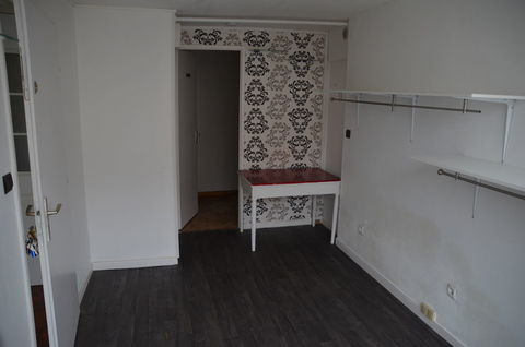   Local 17M2 centre de DIEUZE Atelier - 1 pi�ce(s) - 17 m�