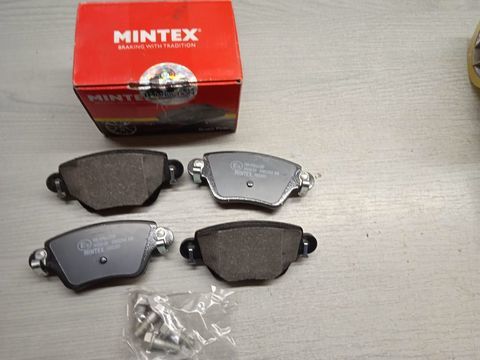 Pi&egrave;ces et &eacute;quipements Voiture Pi&egrave;ces et &eacute;quipements Voiture  occasion Laudun-l'Ardoise 30290