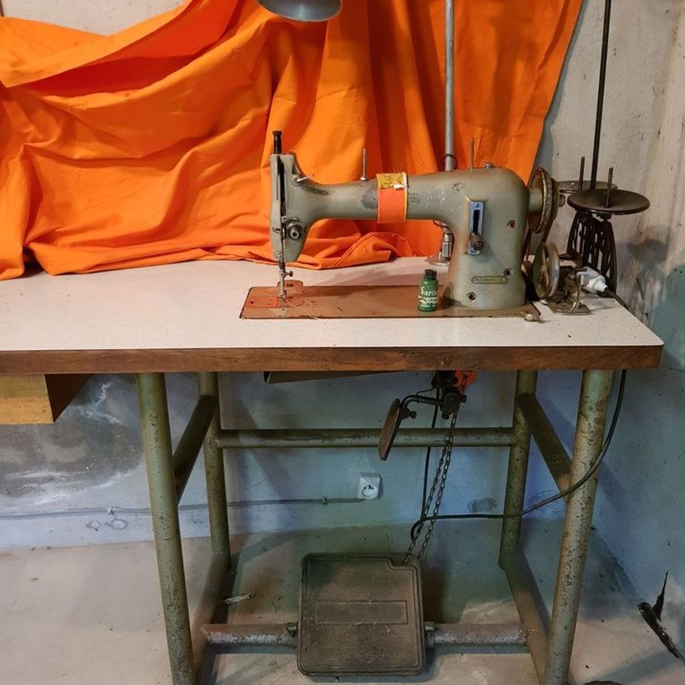 Machine &agrave; coudre professionnel Bricolage