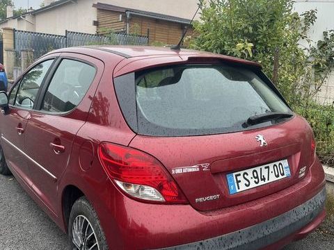 Peugeot 207 1.6 HDi 90ch FAP 99g BLUE LION Active 2010 occasion Attigny 08130