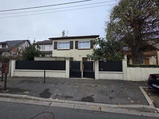  Maison � vendre 7 pi�ces 140 m�