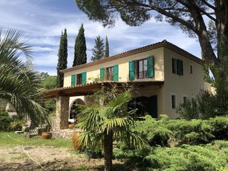  Villa � vendre 6 pi�ces 185 m�