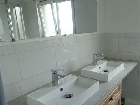   T3 REFAIT � NEUF � Damelevi�res Appartement - 3 pi�ce(s) - 83 m�