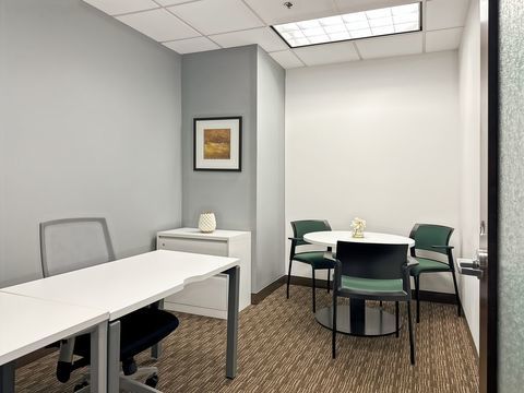 Bureau &agrave; louer chez Regus Orsay Gare Centre 489 91400 Orsay