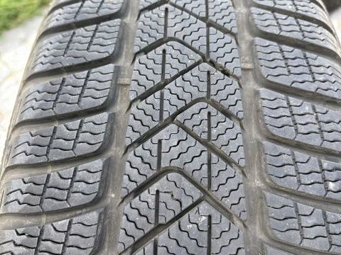 Pi&egrave;ces et &eacute;quipements Voiture Pi&egrave;ces et &eacute;quipements Voiture  occasion Anneyron 26140