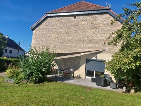   Maison pierre 9 pi�ces 285m� Maison - 9 pi�ce(s) - 285 m�