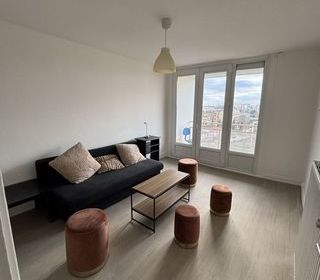  Appartement � louer 4 pi�ces 70 m�