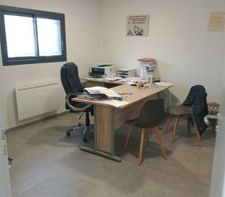  Atelier � louer 2 pi�ces 200 m�